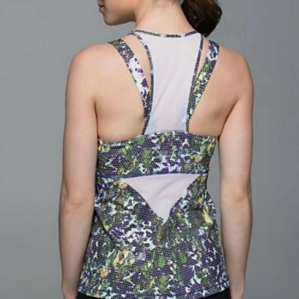 Lululemon Multicolor Patterned Racerback Tank Top Size 6 - Picture 8 of 14
